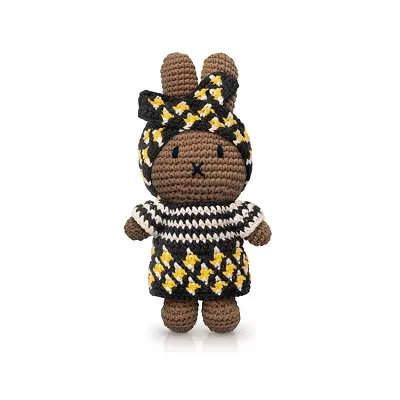 Jeux et Jouets Doudous et Peluches Peluches Peluches Nina Miffy en crochet Tenue africaine Miffy