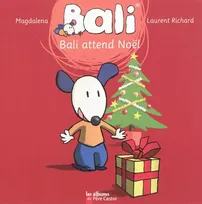 12, Bali attend Noël