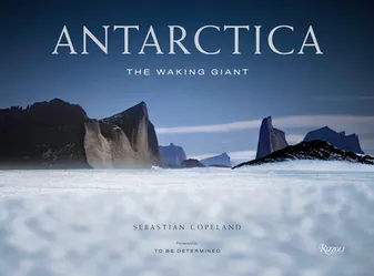Antarctica The Waking Giant /anglais