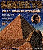Secrets de la grande pyramide comme un diamant posé au milieu du désert..., découvre la tombe immense que se fit construire le pharaon Khéops
