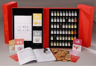 Le Nez du Vin Coffret 54 arômes 繁體中文 - Chinese Traditional 
, Chinois traditionnel : 簡化字